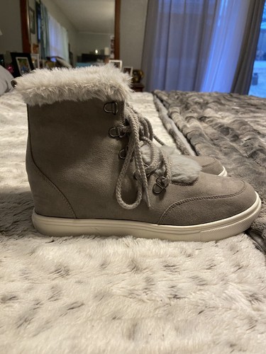 grey steve madden wedge sneakers