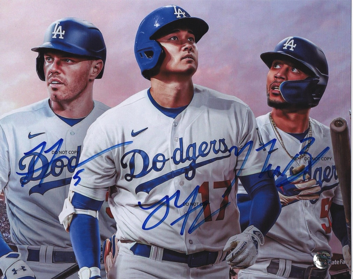 SHOHEI OHTANI & MOOKIE BETTS & FREDDIE FREEMAN - DODGERS 8x10