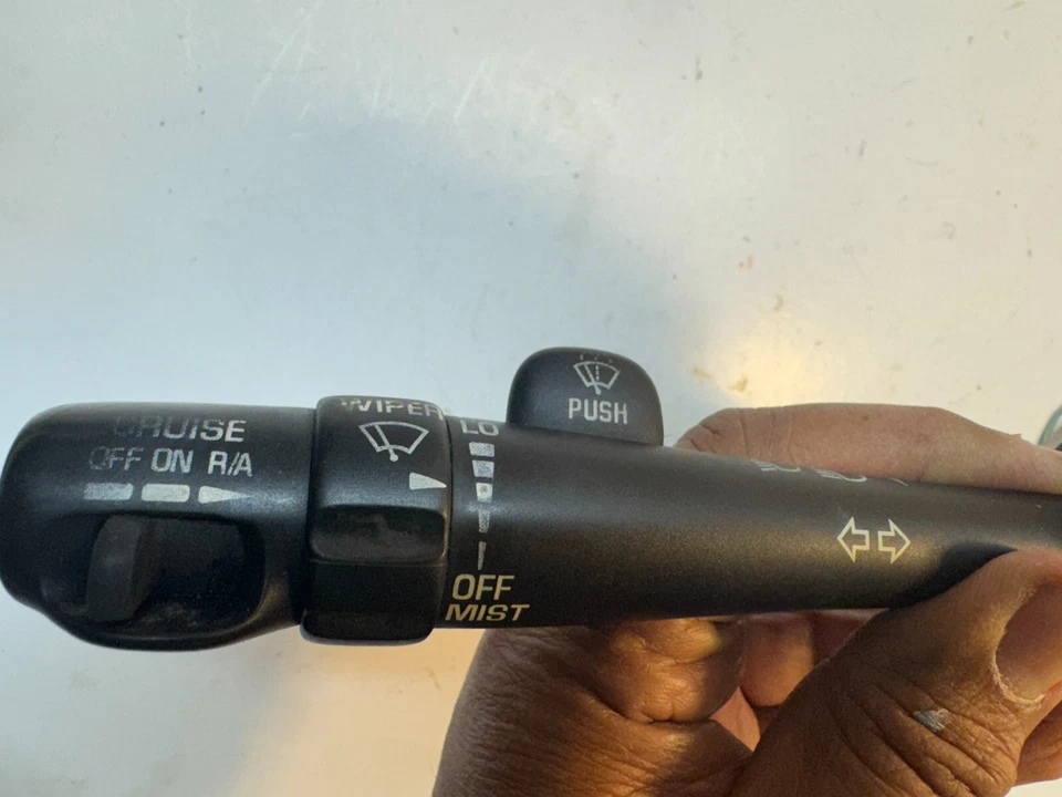 Interruptor de control de limpiaparabrisas de señal de giro de faros Buick Century 2000 OEM Foto 4 de 4