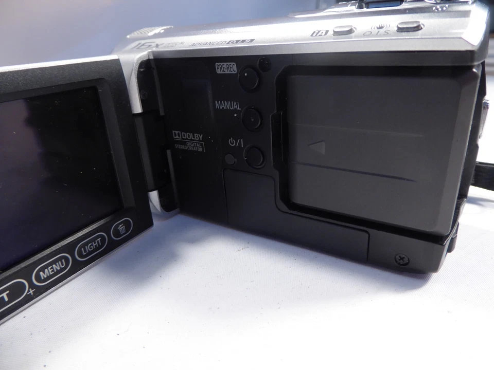 PANASONIC HDC-TM10 CAMCORDER HD DIGITAL VIDEO CAMERA tested working well - Image 3 of 4