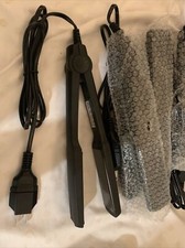 Hair Straightener - Black 1 1/4 Inch Pad