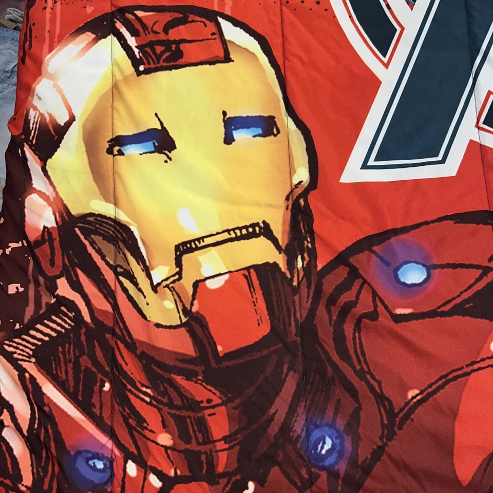 Marvel Avengers Twin-Full Sized Bedspread Quilt - Image 2 of 4