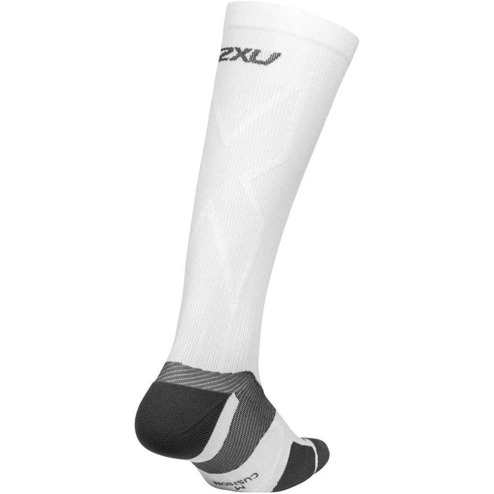 2XU Vectr Cushion Compression Socks White Cushioned Anti Blister Arch Support - Image 2 of 2