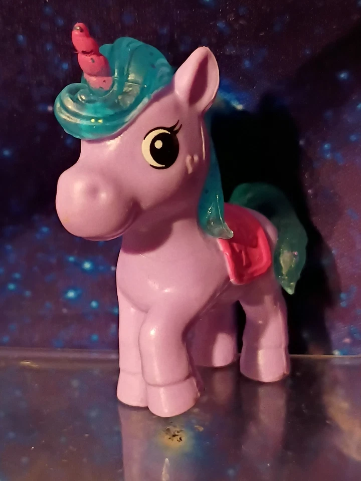 Mini Figura Barbie DreamTopia Coleccionable 2021 Lollipop Púrpura Pony Unicornio 2" Foto 4 de 4