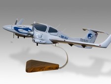 Diamond DA42 Asia Pacific Flight Training Desk Wood Airplane Large Scale 1/32