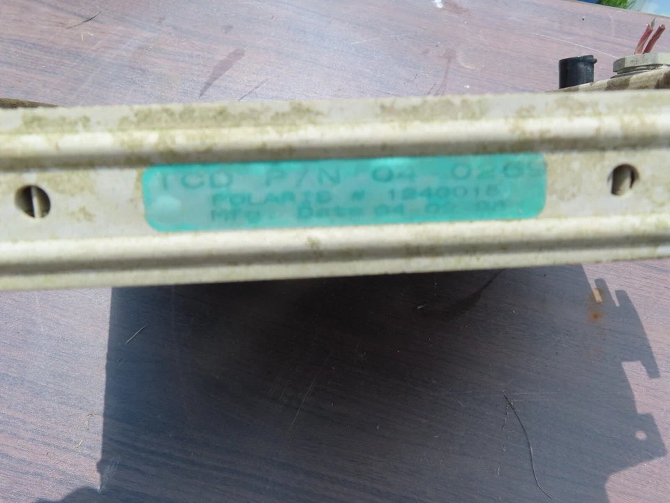 BUENO Radiador de motor Polaris OEM Motor Enfriador Radiador de refrigeración 1240015 Foto 2 de 4