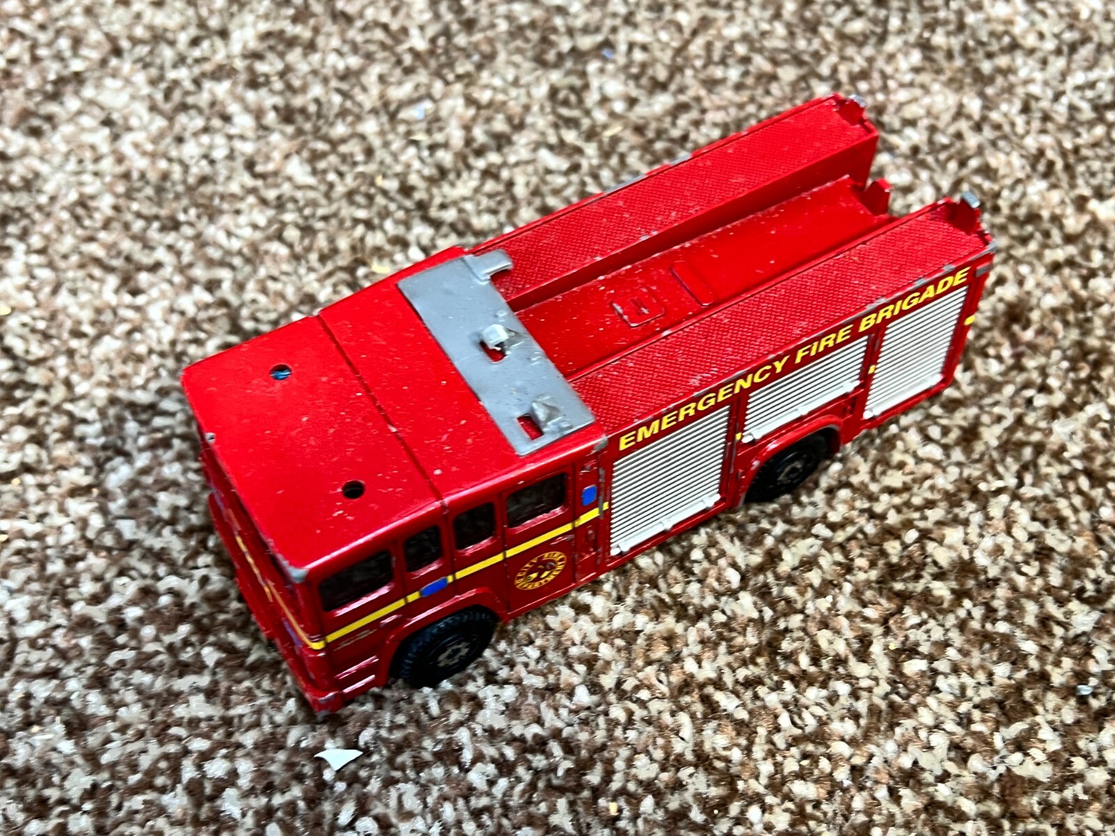 Picture 4 of 9