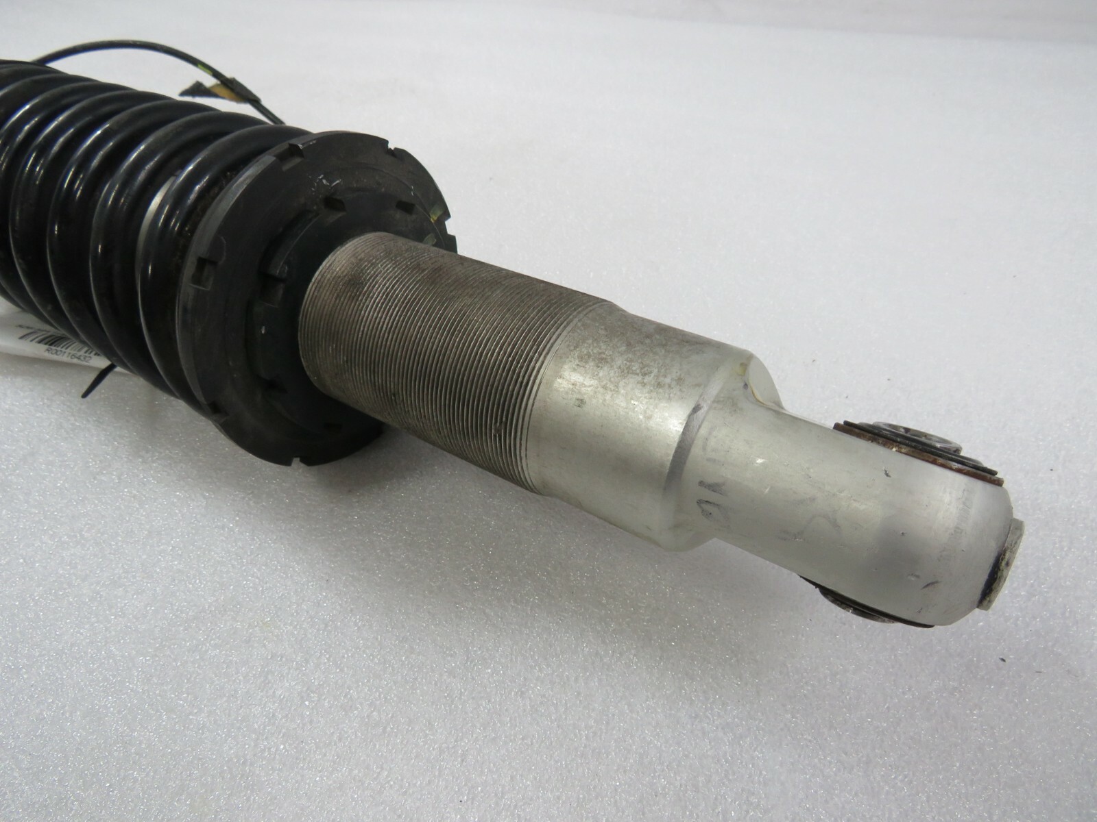 Maserati M138 Spyder, Coupe, Front Shock Absorber, Used, P/N 182777