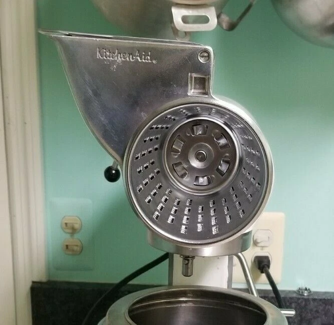 Vintage KitchenAid Hobart Rotor Slicer Shredder "VR" All Metal, RARE, REFURBISH
Opens in a new windo