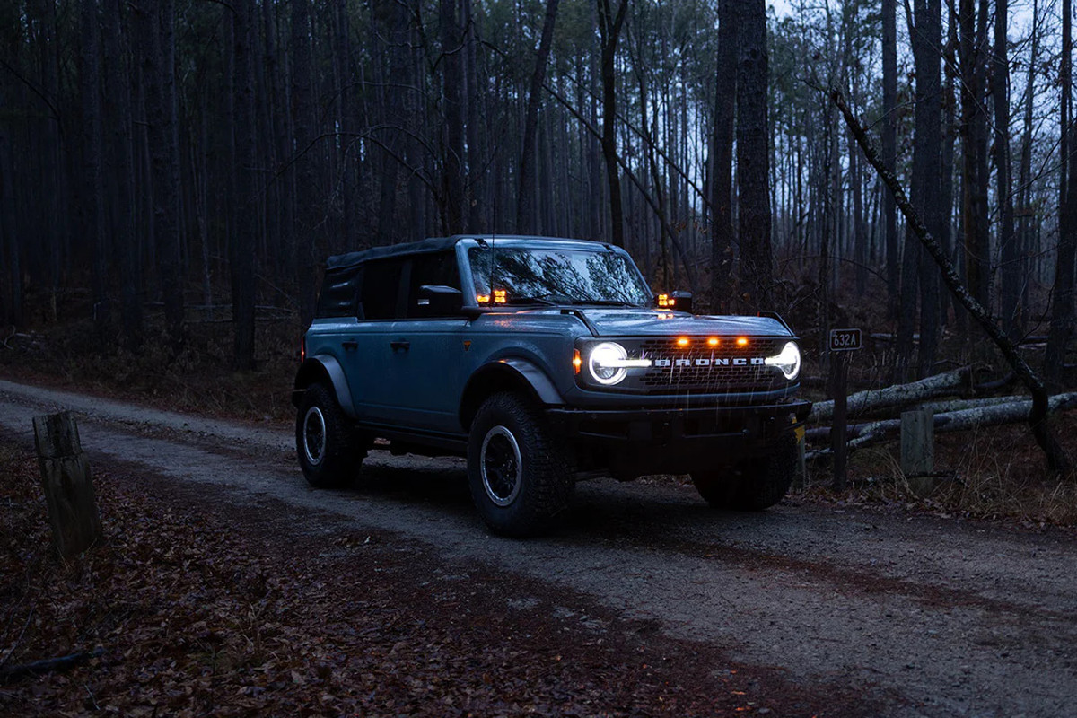 Pair Dynamic LED Headlights For 2021-2025 Ford Bronco Amber/White DRL Headlamp