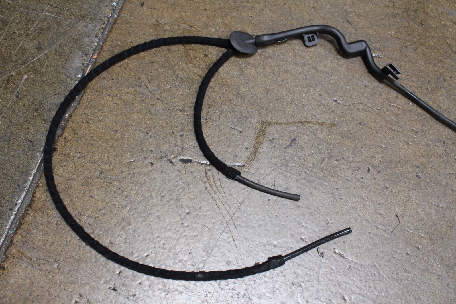 Maserati Ghibli, Quattroporte, Windshield Wash Reservoir, Used, P/N 670006414