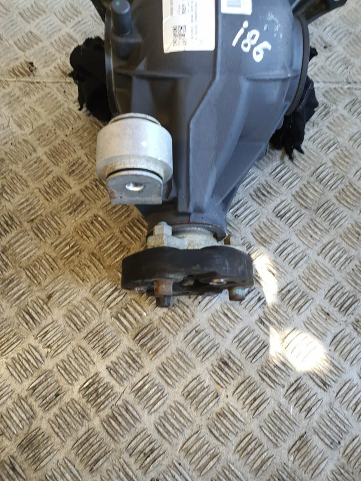 Mercedes-Benz E220 Se Cdi автомобиль с откидным верхом 2 двери 2010-2016 2143 задний дифференциал - Изображение 2 из 4