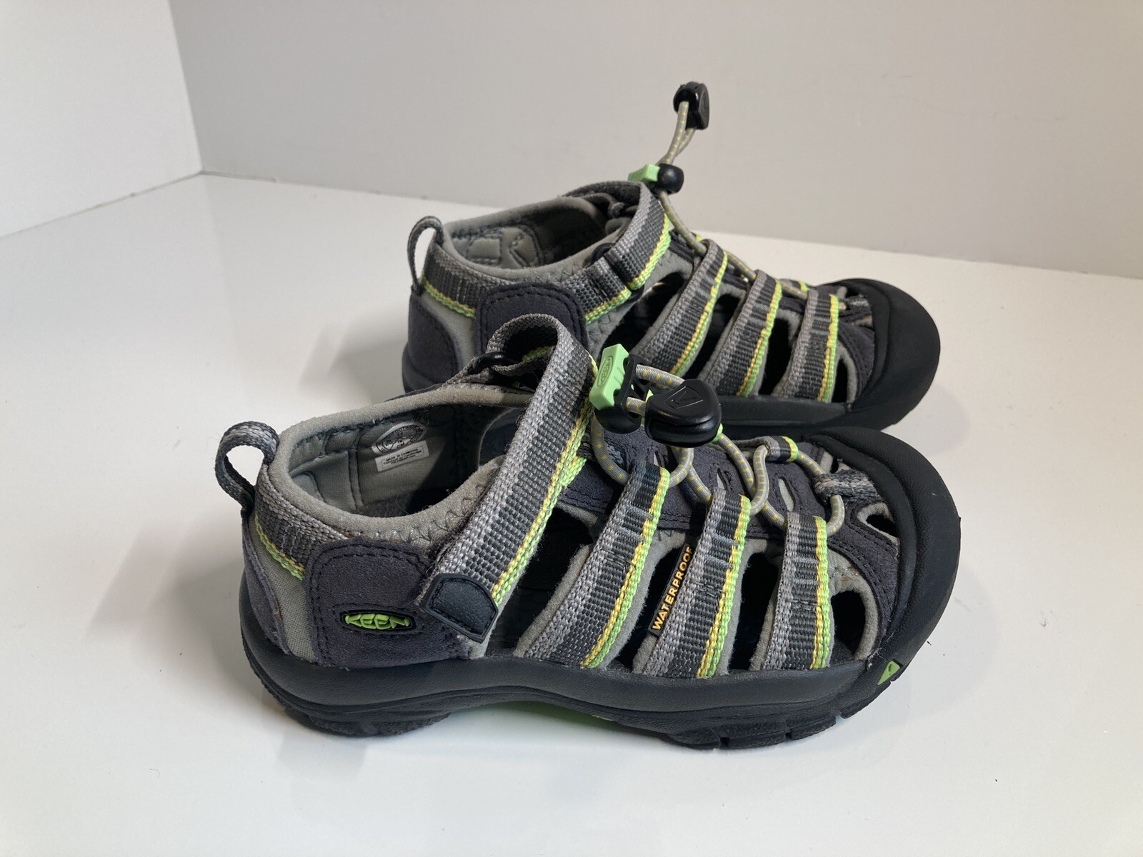 Sandali KEEN Newport H2 bambino taglia 11 grigio grigio verde scarpe acqua giovani