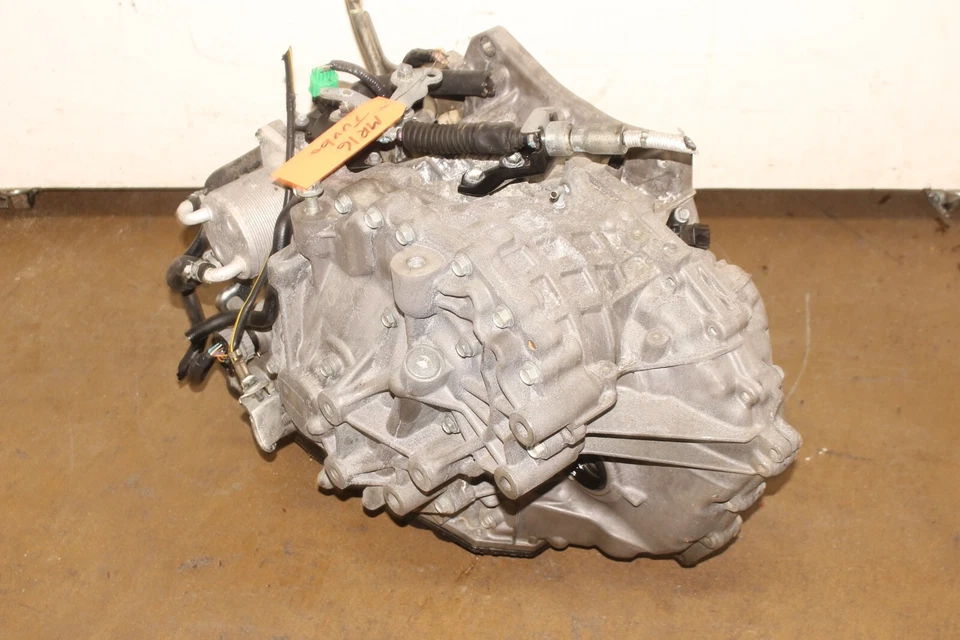 Nissan Juke S SL SV Turbo 2011-2014 JDM 1,6 L CVT 4x2 transmisión automática 2x2 Foto 3 de 4