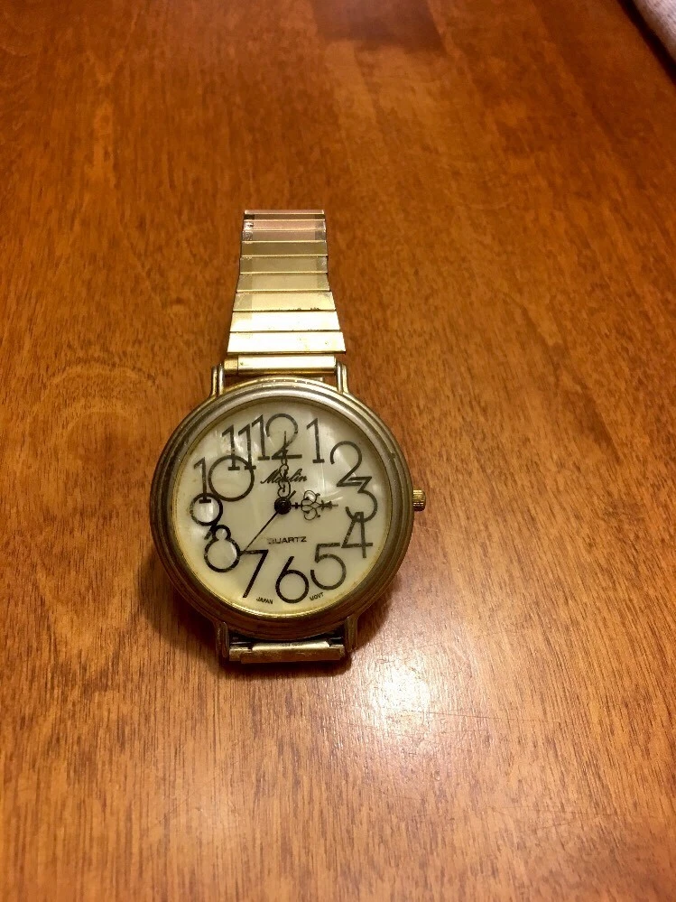 Moulin quartz 2025 watch