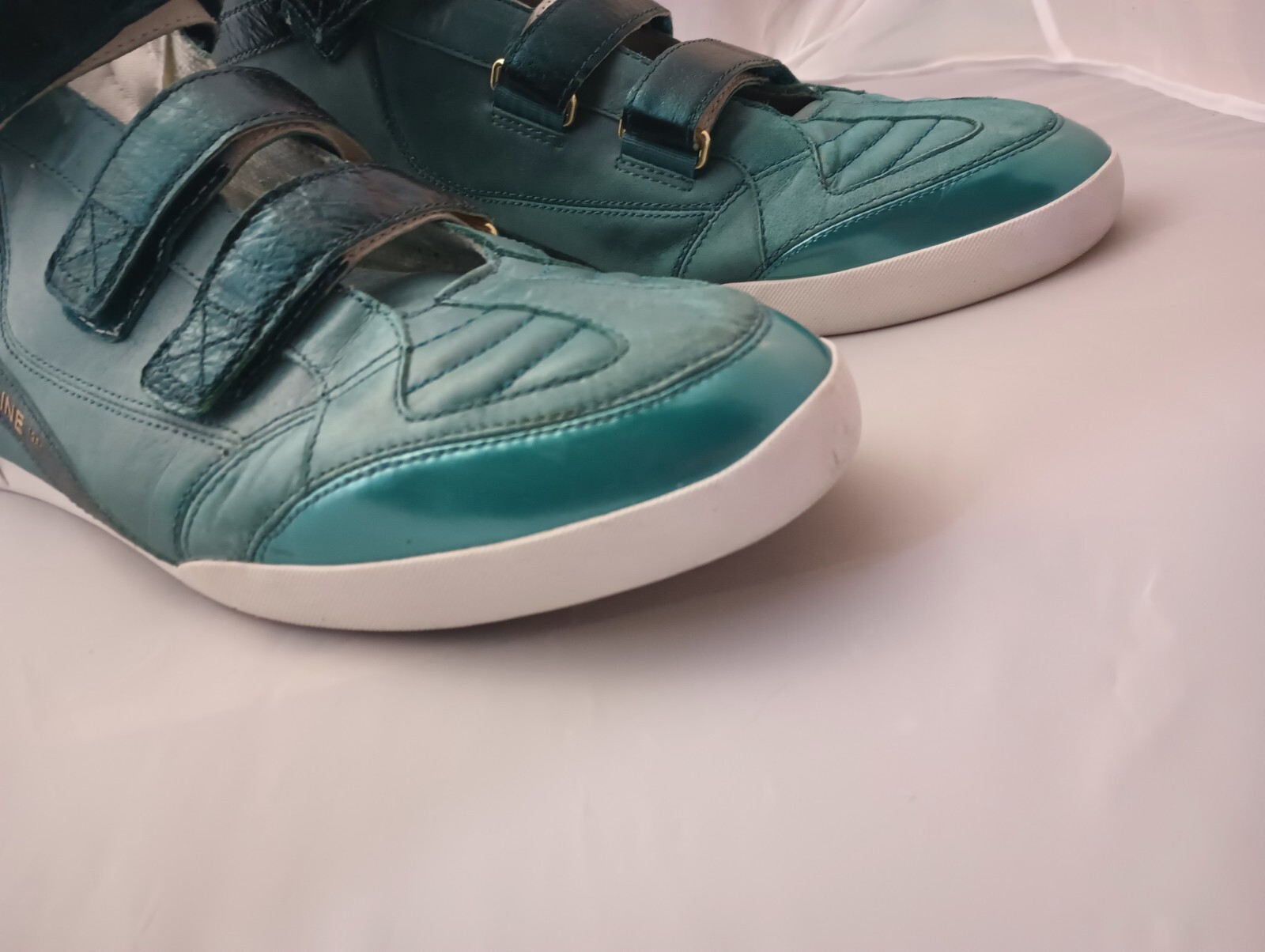 1981 Fila Basketball Player Shoes White Line Vintage … Gem