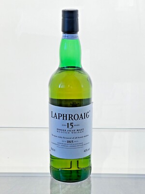 LAPHROAIG aged 15 years Single Islay Malt Scotch Whisky 0,7 L