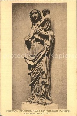 Koeln Rhein Madonna von einem Haus der Fuststrasse in Mainz
