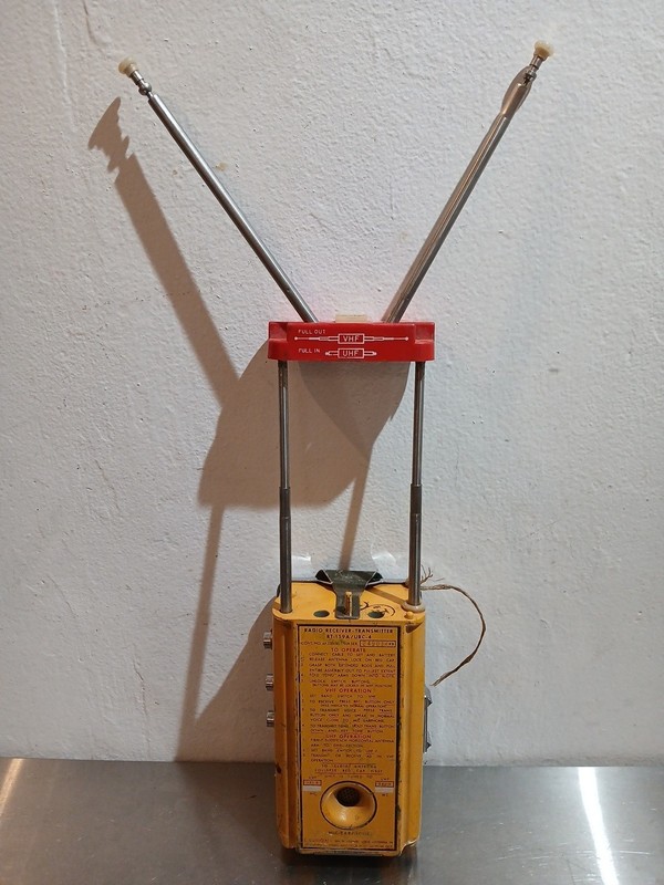 US Military Radio Receiver Transmitter Korea Vietnam RT-159A/URC-4 KELLY AFB TX