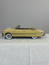 Danbury Mint 1949 Ford Custom Convertible Miami Cream Color 124 Well Kept Danbury Mint 1949 Ford Custom Convertible Miami Cream Color 124 Well Kept