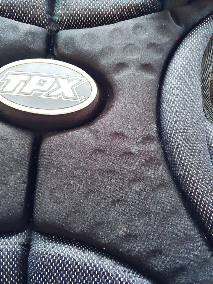 Louisville Slugger Bionic Chest Pads - Catcher's Chest Protector - Adult Size - Image 2 of 4