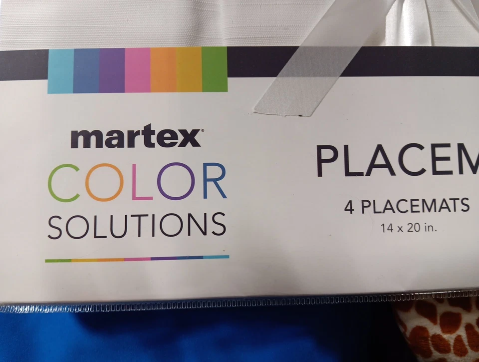 Martex Color Ivory White Placemat Set 8 pieces 4 Placemats 4 Napkins 14 x 20 NIP - Image 3 of 4