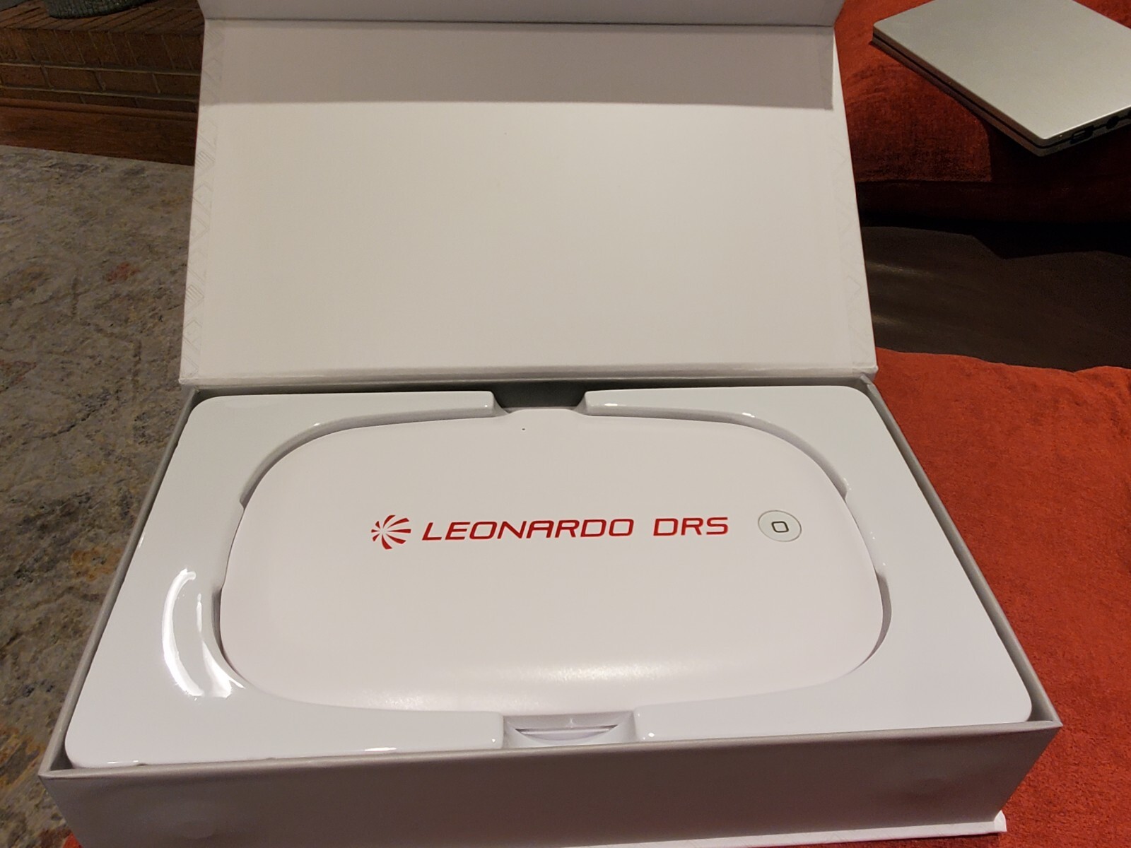 Leed's UV Phone Sanitizer with Wireless Charging Pad eBay