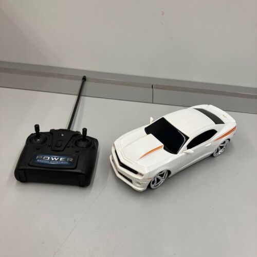 American Muscle Car Legend CHEVROLET CAMARO Radio Control Car 1:24 Good Running - Picture 1 of 10