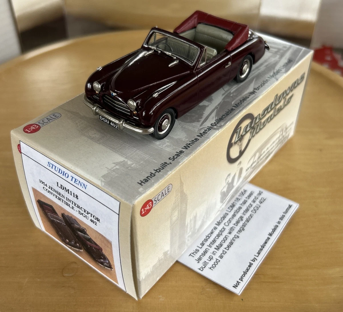 Miniature Lansdowne Models 1/43 - Bedford CA Stutely Motorcycles LDM39 - White Metal