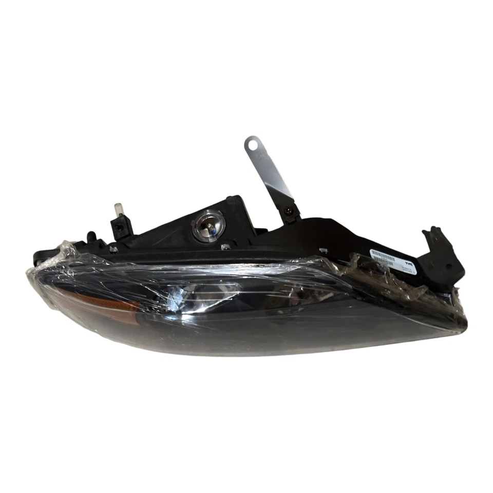 Conjunto de faros laterales de pasajero TYC 20-5859-01 para Lincoln LS 2000-2002 Foto 3 de 4