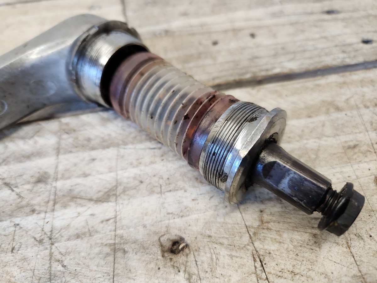 Pédalier Shimano Deore LX FC-M550 Vintage - 175mm, Triple Plateaux 24/36/48T - Parfait Pour VTT Rétro
