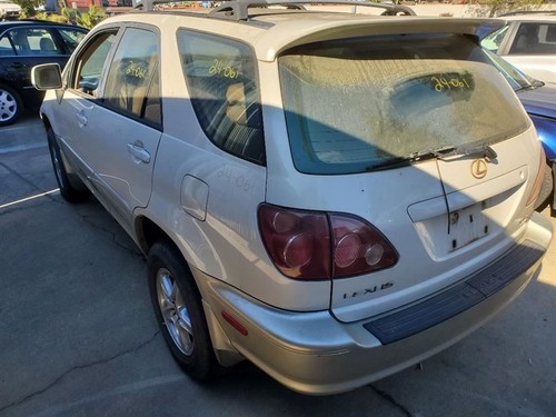 Lexus RX300, LH Headlight W/O Xenon,White Strip, 99-00, 81150-48031, Damaged - Picture 12 of 12