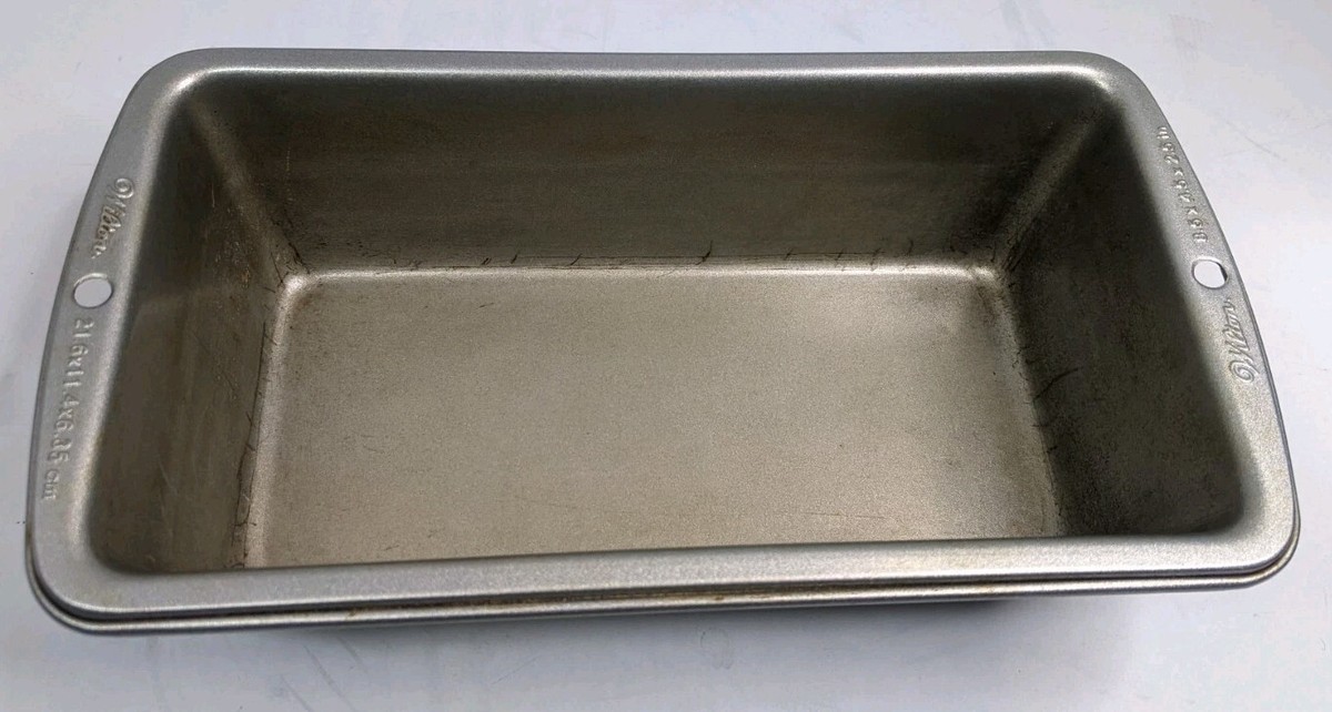 Bread Loaf Pan Bake By Wilton Pre-owned