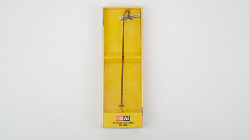 Lámpara de mástil de madera Brawa H0 5276 | Zustand: Gebraucht