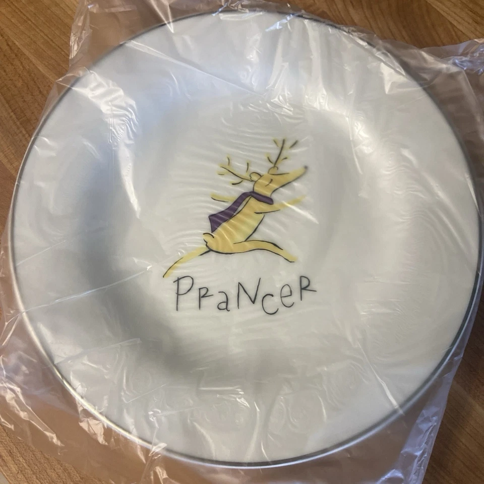 New Pottery Barn Santa’s Reindeer Dessert Plates 8.5" Japan Made Silver Trim - Image 4 of 4