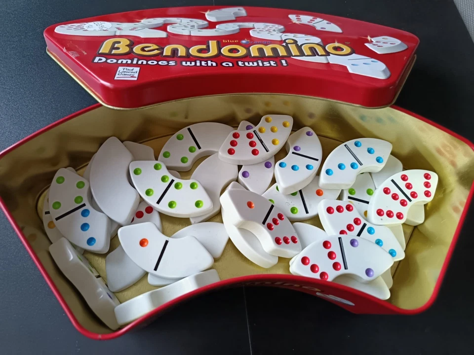 Bendomino -Dominoes With A Twist  - Paul Lamond Games - Image 2 of 3