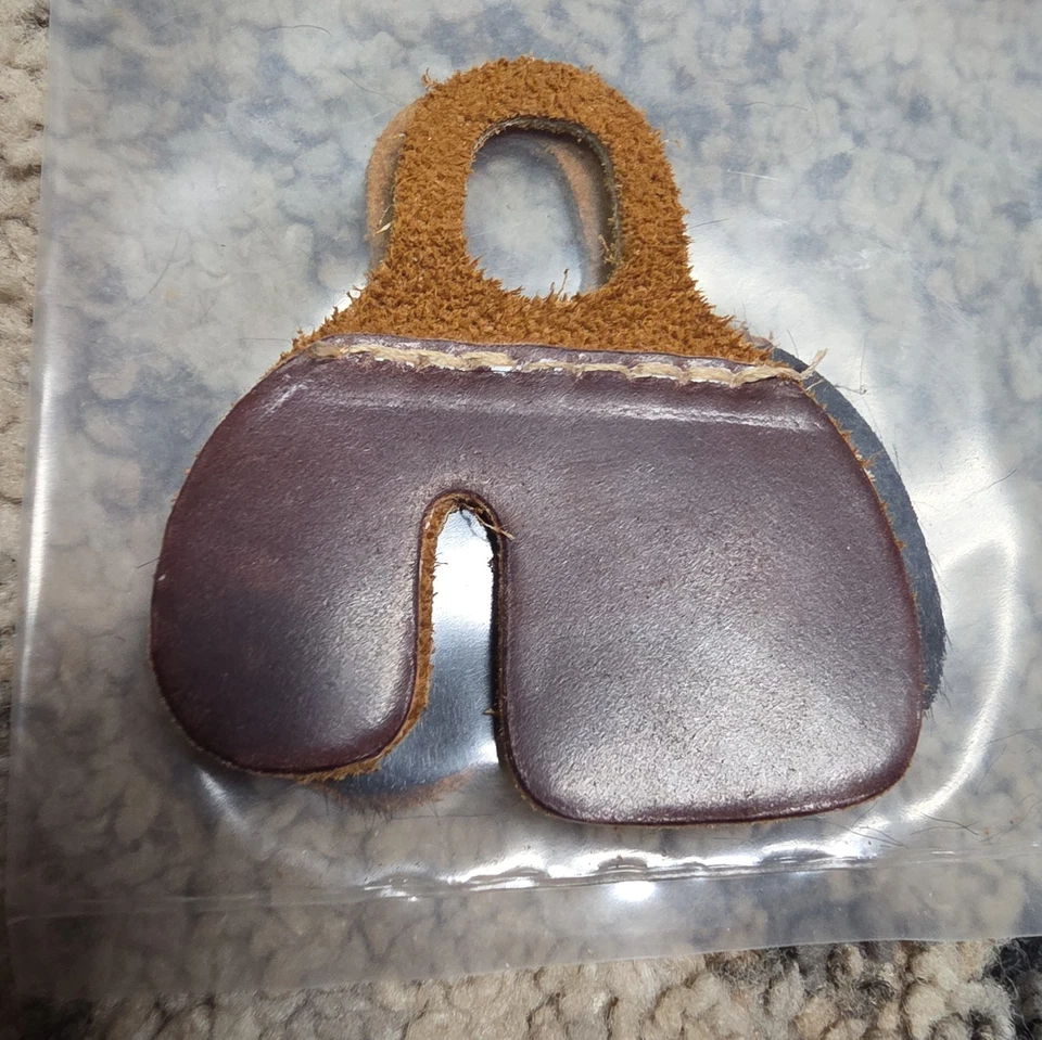 CAJUN ARCHERY SHOOTING TAB (SIZE MEDIUM) - Image 4 of 4