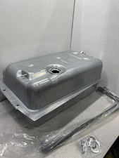 Brothers Trucks Rear Mount Gas Tank GTPDS66