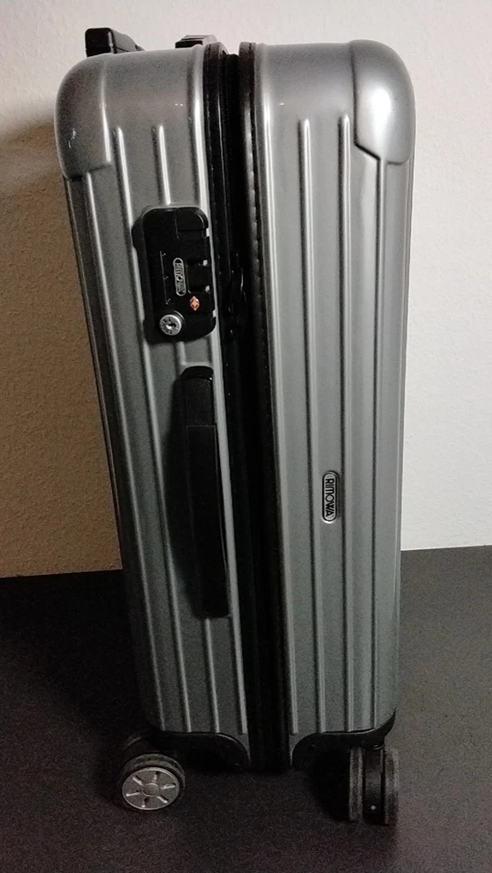 RIMOWA Salsa Deluxe Multiwheel Hartschalenkoffer Silber verschiedene Größen - Bild 4 von 4