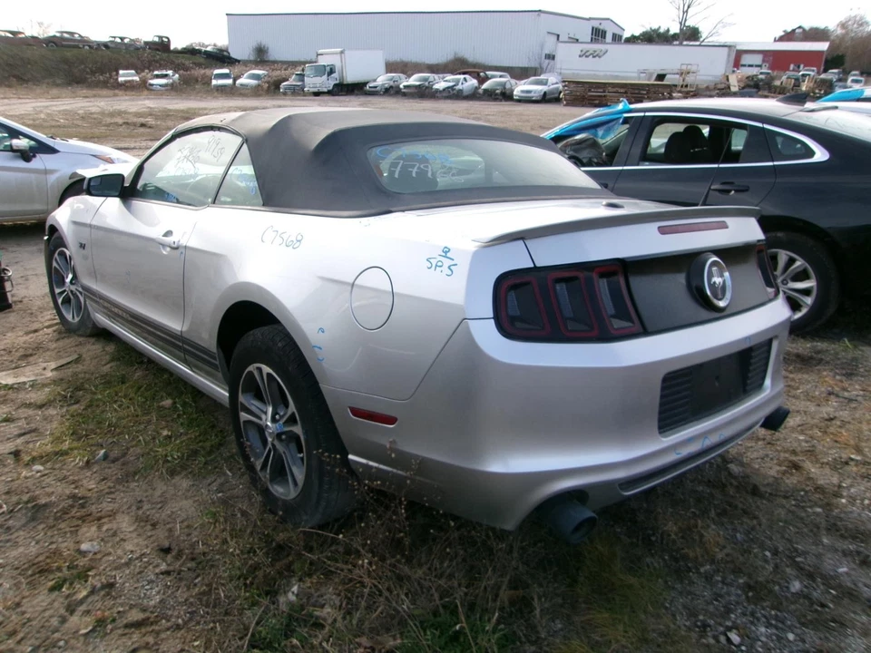 Conjunto de filtro de aire usado se adapta a: Ford Mustang 2014 3,7 grado A Foto 4 de 4