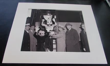 EASTER BUNNY ARRIVING BY TRAIN IN  SCRANTON PA  8 x 10 IN PREMIUM PRINT #30