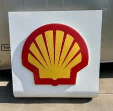 Shell Oil Sign LED-lit Collectible Gas Oil All-Original Vintage 47” x 47”