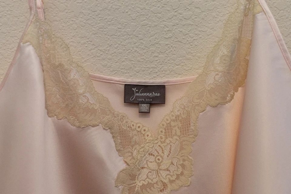 Camisola Julianna Rae 100 % seda nueva sin etiquetas - talla XXL - color dólar arena - nunca usada Foto 2 de 3