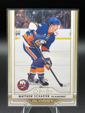 2025-26 Upper Deck Series 2 Hockey Matthew Schaefer O-Pee-Chee Glossy Gold (RC)