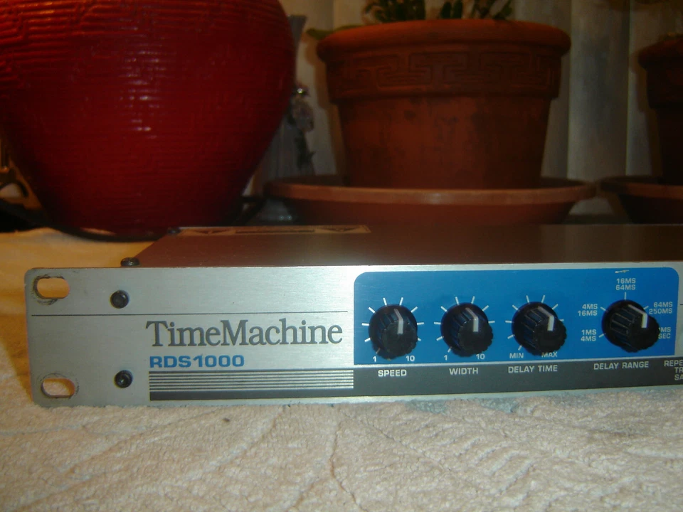 DigiTech RDS1000 Silverface, Time Machine Rack Mount Digital Delay, Vintage Rack - Image 4 of 4