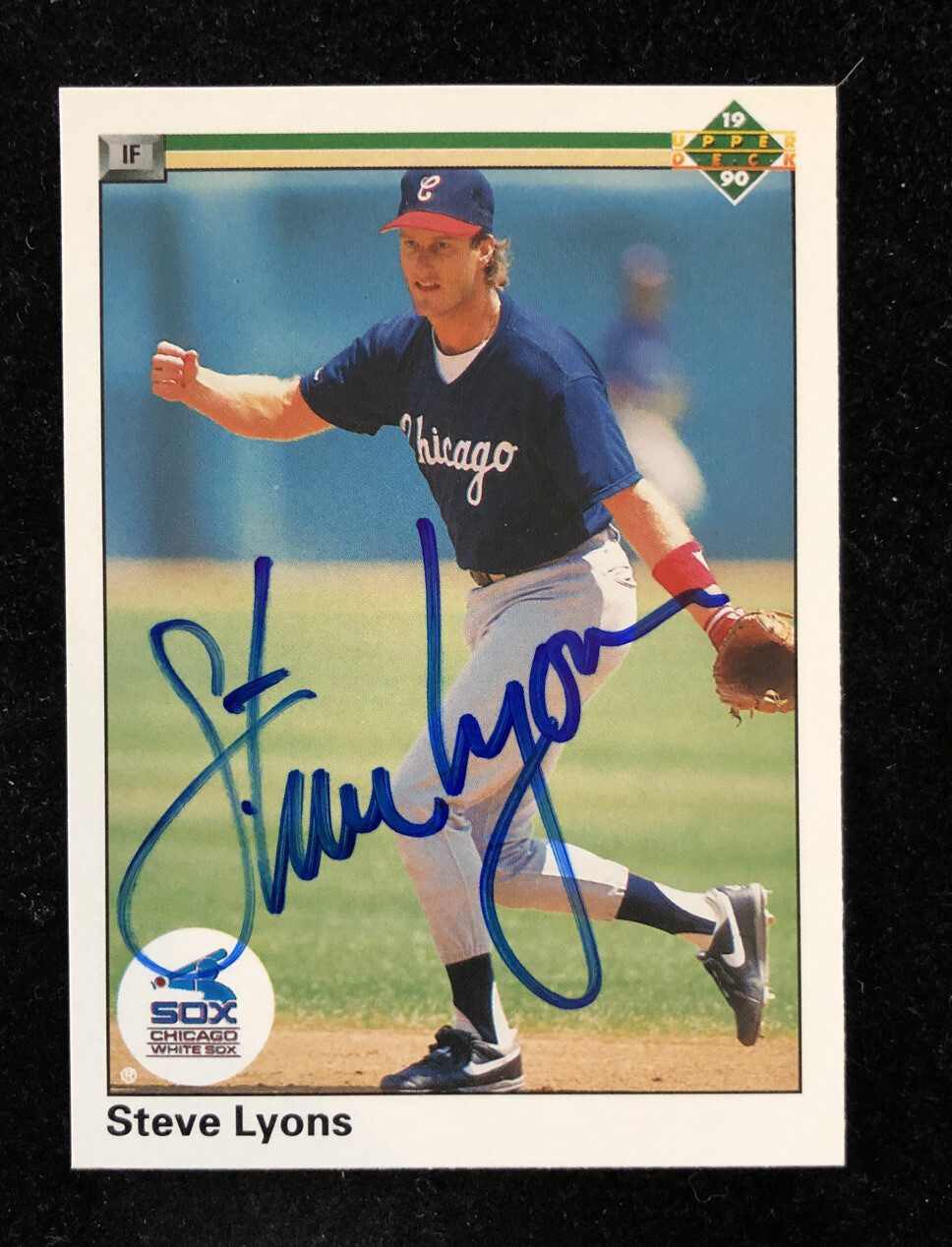 STEVE LYONS 1990 UPPER DECK AUTOGRAPHED SIGNED AUTO BASEBALL CARD 390 WHITE SOX