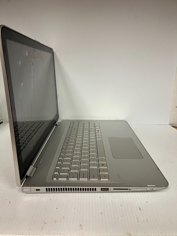 Coperchio Posteriore LCD Per HP Envy M6-w103DX &ndash; 15,6 Pollici, Colore Argento, Con Webcam E Antenna Wi-Fi (usato)