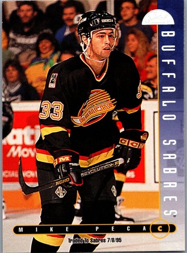 1995 Leaf Mike Peca #114 card