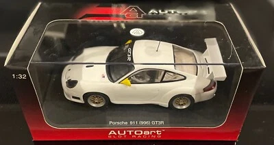 special deal! AUTOart 1/32 Slotcar, Porsche 911 (996) GT3R, m. Licht
