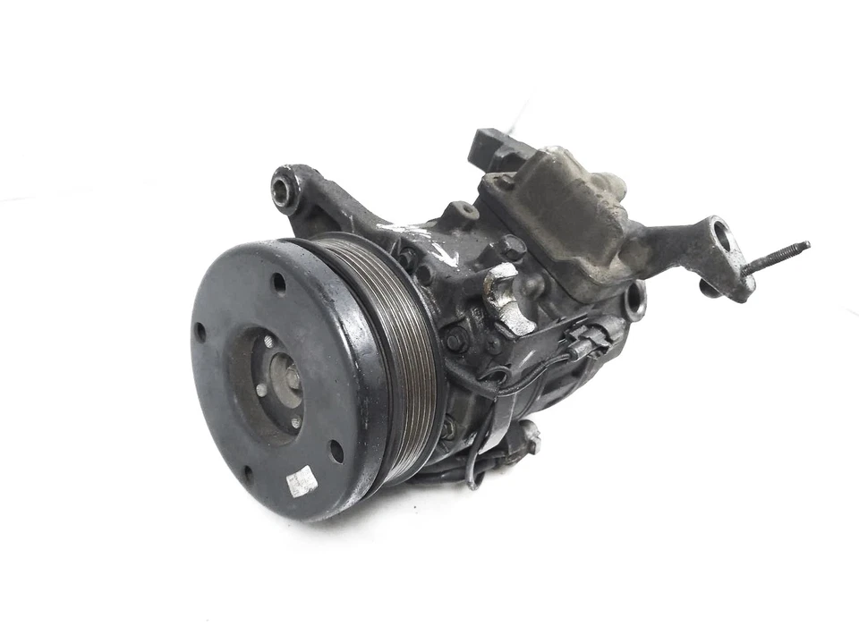 2001 - 2005 雷克萨斯 Is300 交流空气压缩机泵 + 离合器 - 破损安装标签 — 第 3/4 张图片